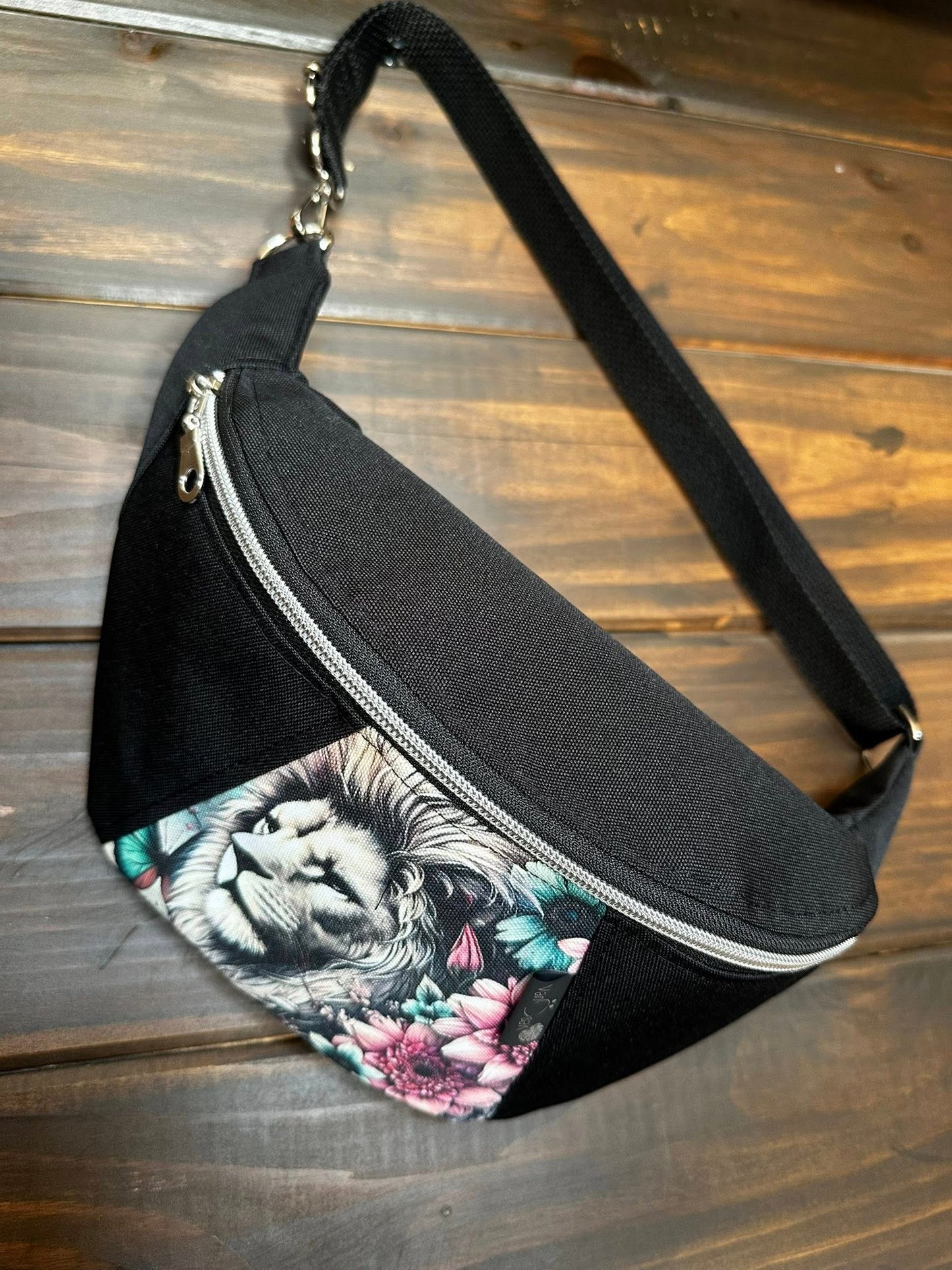 PRÊT À PARTIR - SAC BANANE 2.0 LION