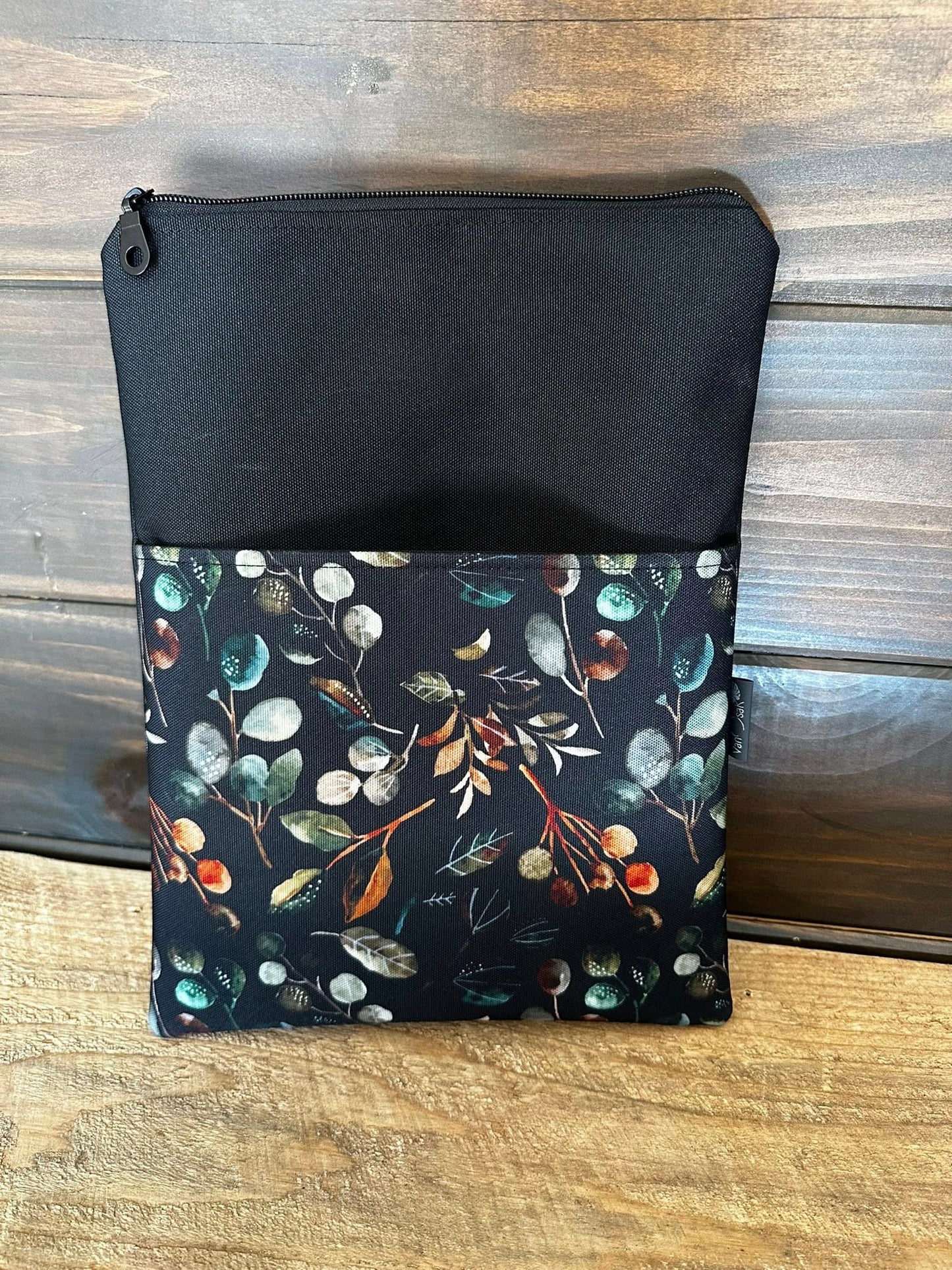 PRÊT À PARTIR - Pochette protège-livre/tablette feuillage vert