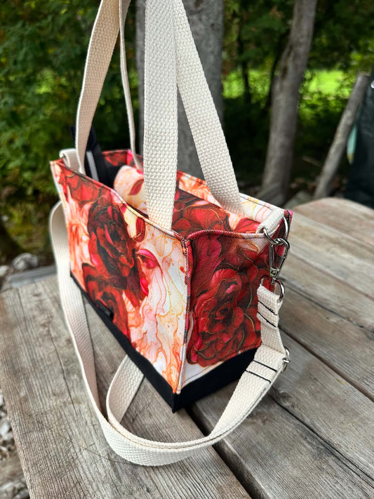 ROSES SAUVAGE - Sac DOLLY .1. ( PRÊT À PARTIR )